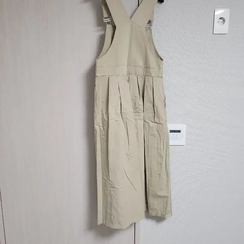 [SOLD OUT] 베이지 롱 멜빵 원피스