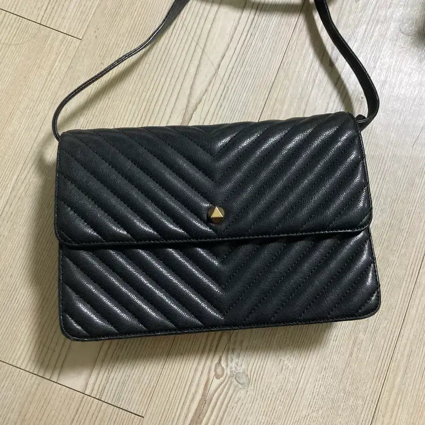 [BUNJANG] boogo Cross Bag / boogo 부고 크로스백