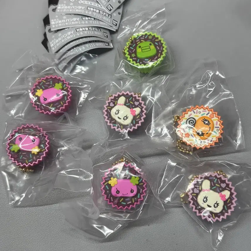 [BUNJANG] Bandai Tamagotchi Chocolate Gacha Keyring / 반다이 다마고치 초콜릿가챠 키링
