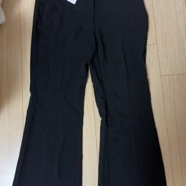 [BUNJANG] Dazy Black Bootcut Slacks / Dazy 블랙 부츠컷 슬랙스 새상품