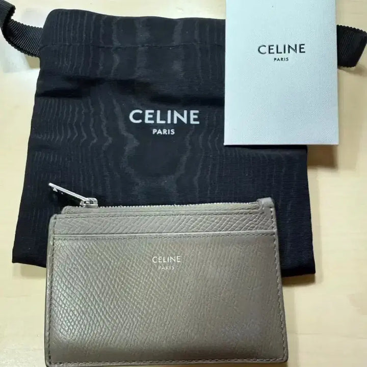 [SOLD OUT] 셀린느 카드지갑 판매합니다