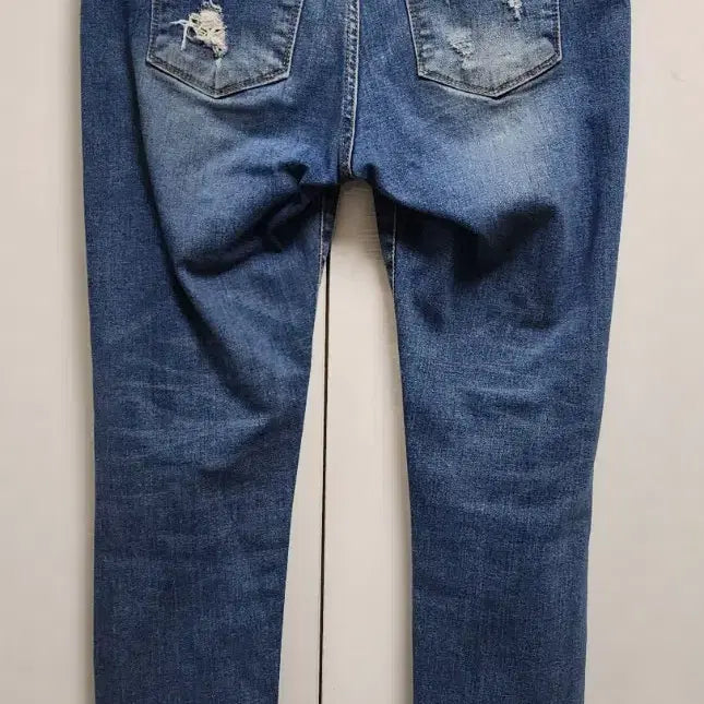 [BUNJANG] Distressed Jeans (Size 30) / 데미지(찢)청바지(30)