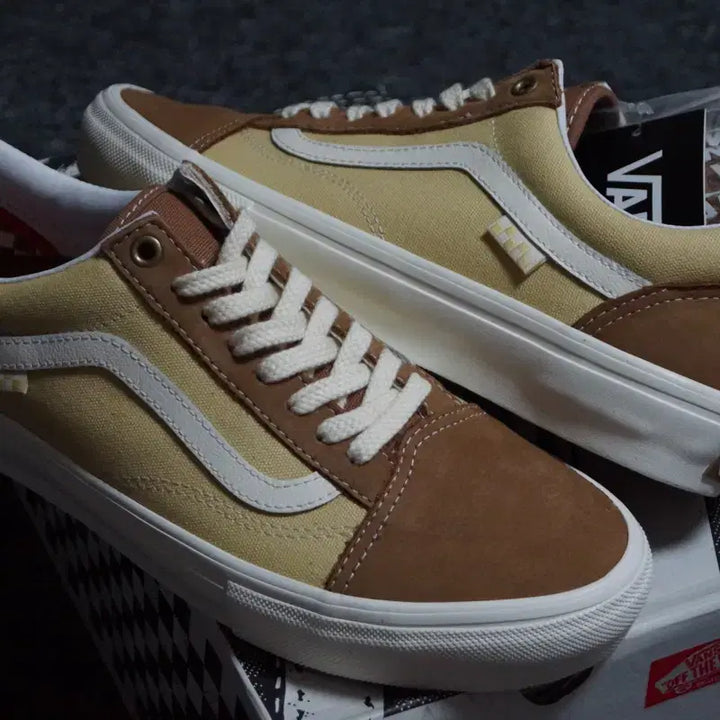 [BUNJANG] Vans Skate Old Skool Nubuck Canvas Brown Sneakers / (275) 반스 스케이트 올드스쿨 누벅 캔버스 브라운