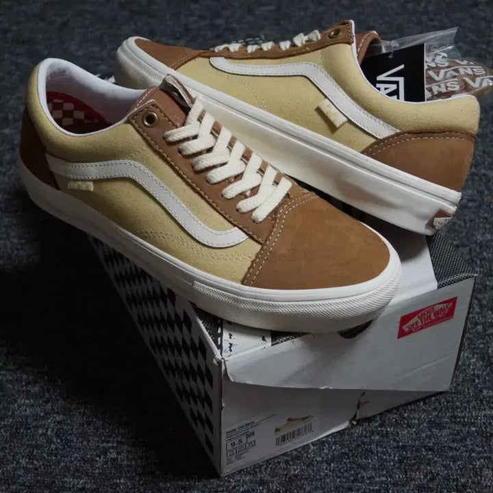 [BUNJANG] Vans Skate Old Skool Nubuck Canvas Brown Sneakers / (275) 반스 스케이트 올드스쿨 누벅 캔버스 브라운