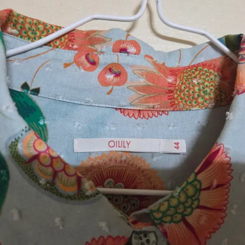 [BUNJANG] Oilily Floral Pattern Blouse / 오일릴리 플라워 패턴 블라우스 44