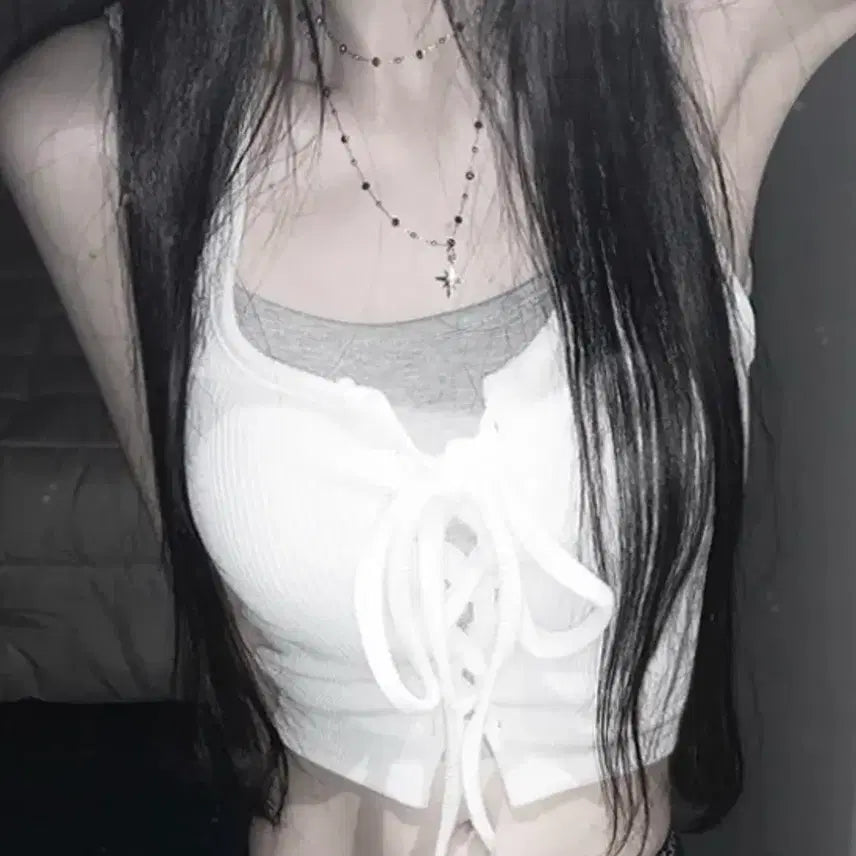 [BUNJANG] Ablie White Eyelet Tank Top / 에이블리 화이트 나시 아일렛