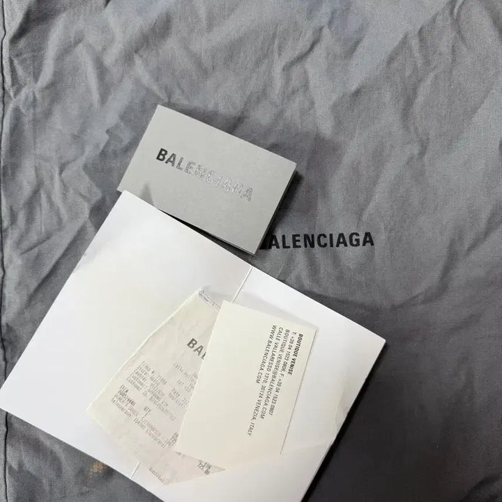 [BUNJANG] Balenciaga Triple S Black/Yellow Sneakers / [정품] 발렌시아가 트리플S 블랙/옐로우 36