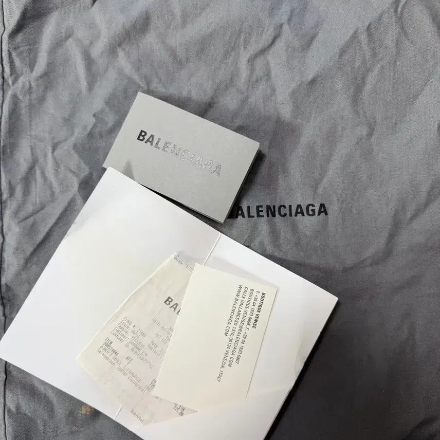 [BUNJANG] Balenciaga Triple S Black/Yellow Sneakers / [정품] 발렌시아가 트리플S 블랙/옐로우 36