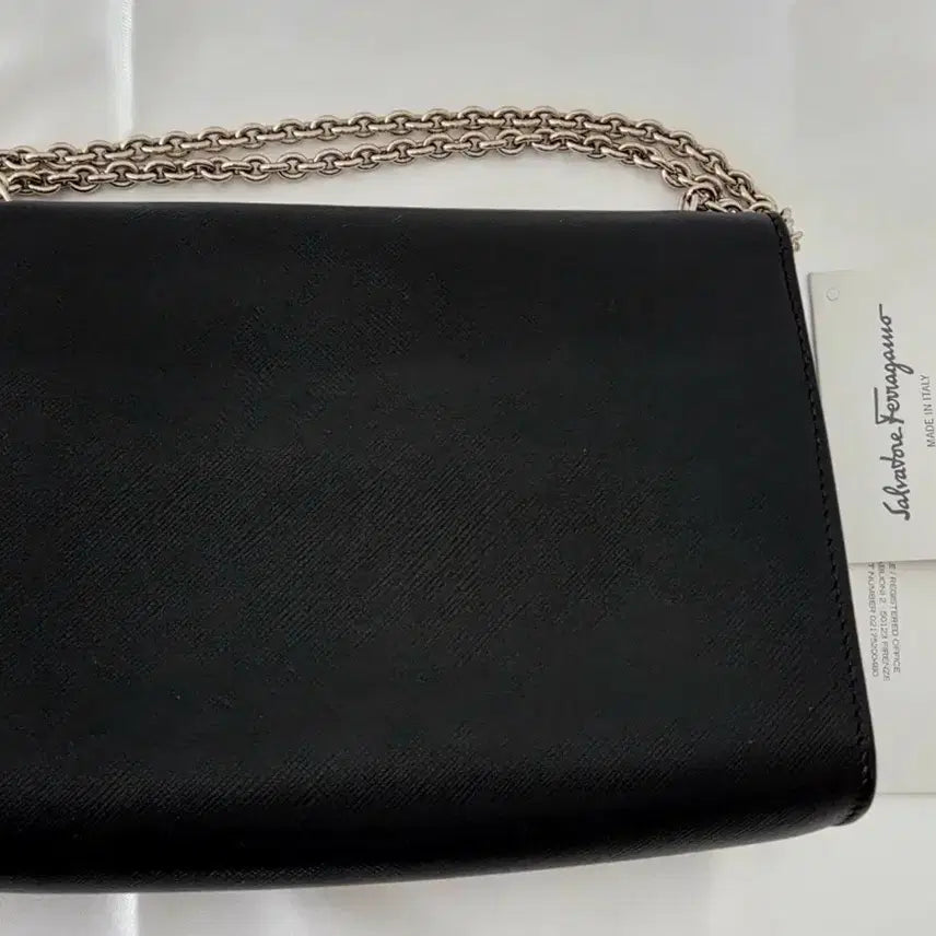 [BUNJANG] Ferragamo Ginny Mini Chain Bag / 페라가모 블랙 체인 미니백