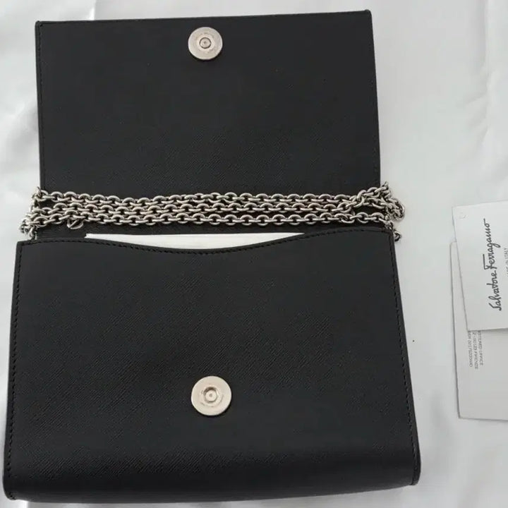 [BUNJANG] Ferragamo Ginny Mini Chain Bag / 페라가모 블랙 체인 미니백