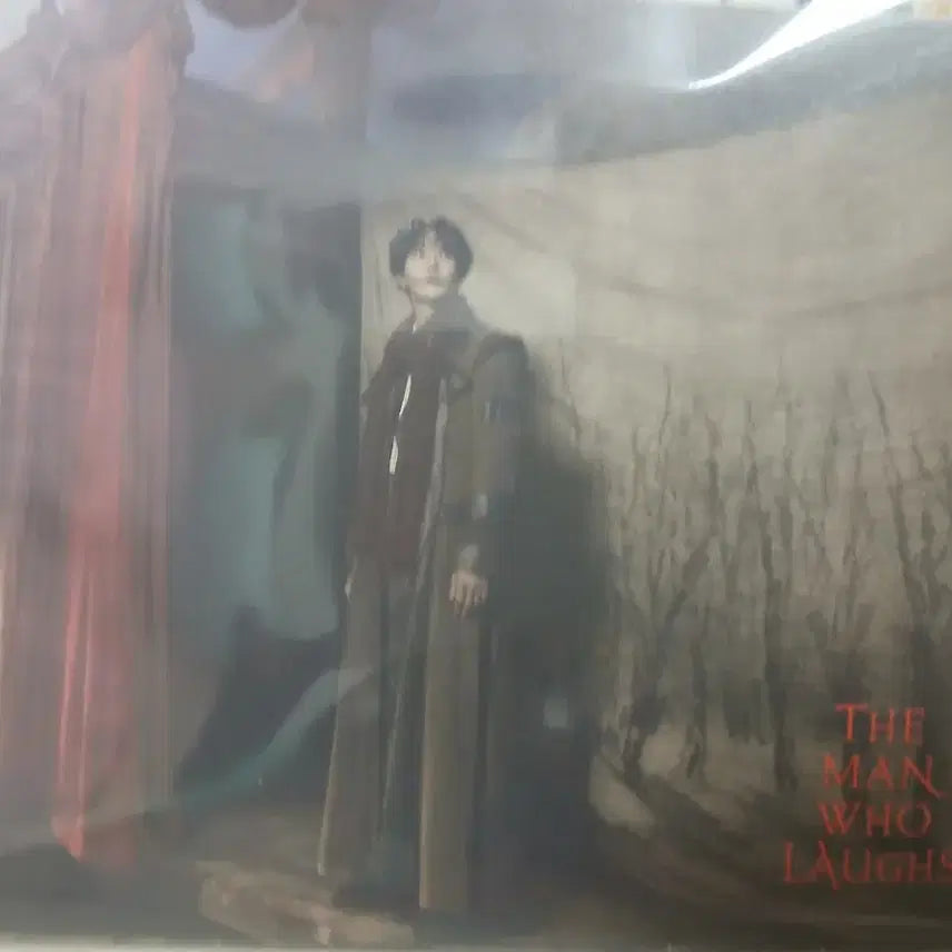 [BUNJANG] NCT Doyoung The Man Who Laughs Postcard / nct 도영 웃는 남자 엽서