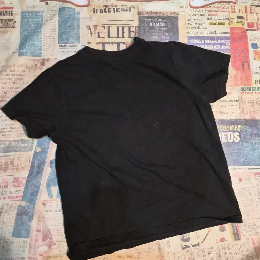 [BUNJANG] Love is True Short Sleeve T-shirt / 러브이즈트루 반팔