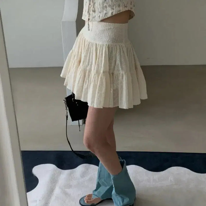 [BUNJANG] Kkang Kkang Punching Skirt / 펀칭 캉캉 스커트