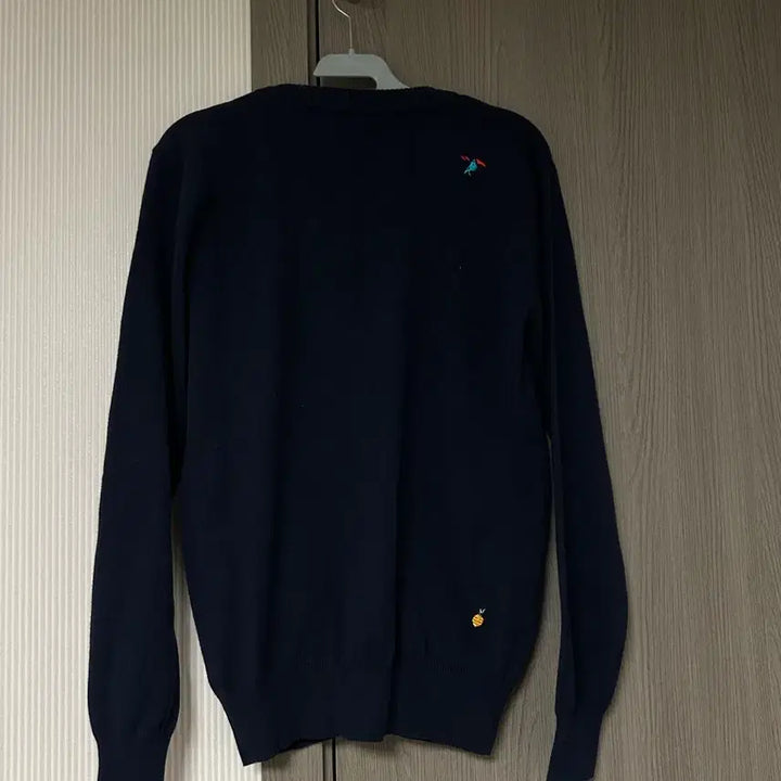 [BUNJANG] Navy Embroidered Cardigan / 네이비색 자수 가디건