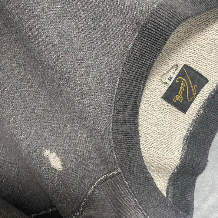 [BUNJANG] Needles Damage Limited Edition Sweatshirt / Needles 니들스 데미지 한정판 맨투맨
