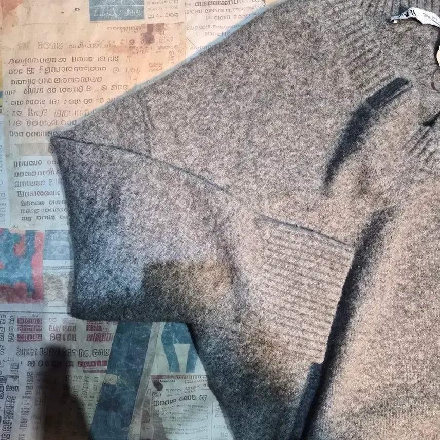 [BUNJANG] ZARA V-neck Knit Sweater / 자라 브이넥 니트