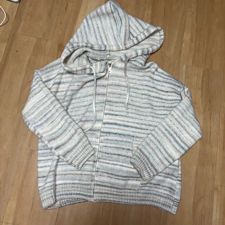 [BUNJANG] Vintage Striped Knit Zip-Up / 빈티지 스트라이프 니트 집업
