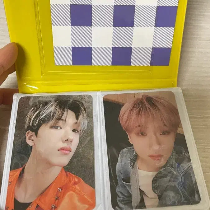 [BUNJANG] NCT Jisung Photocard + Collector Book / 지성 포카 팔아요 콜렉터북 포함 만삼천원