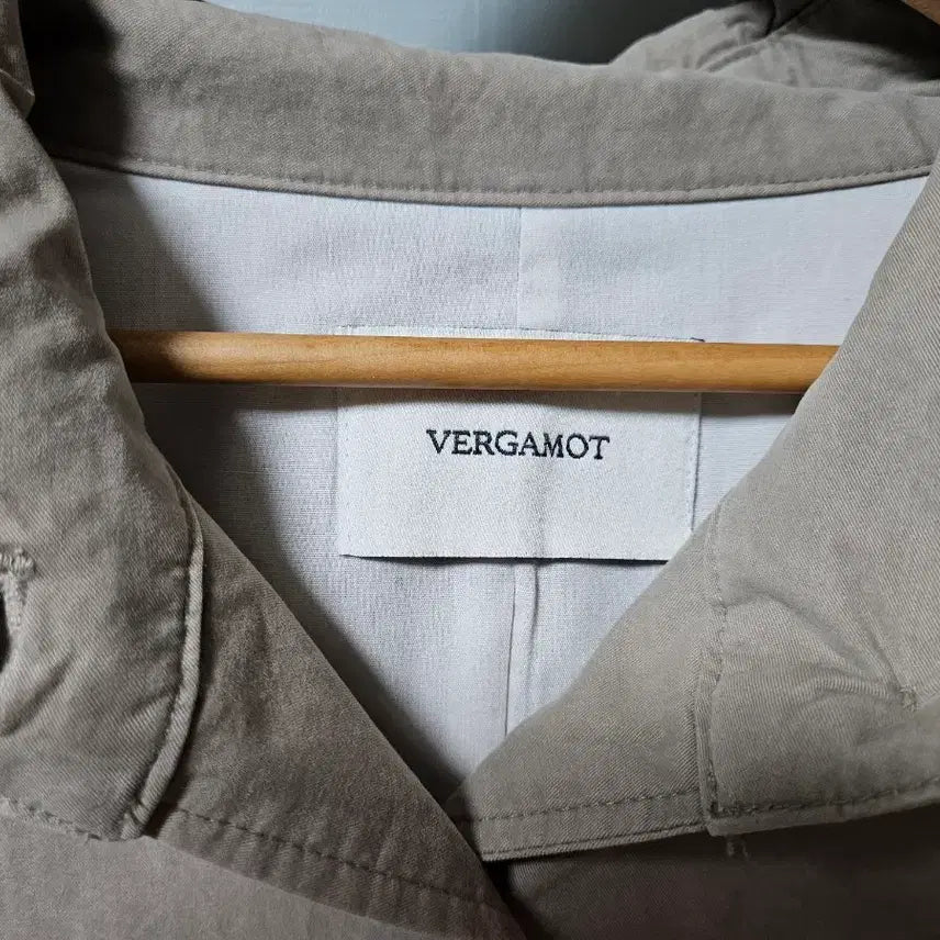 [BUNJANG] Bergamot Hooded Jumper / 베르가못 후드 점퍼
