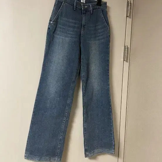 [BUNJANG] Flowjean Denim Jeans (S) / 플로우진 데님 청바지 ( S)
