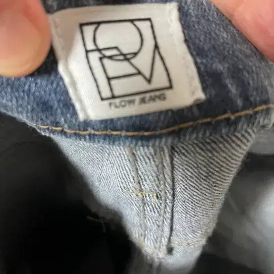 [BUNJANG] Flowjean Denim Jeans (S) / 플로우진 데님 청바지 ( S)
