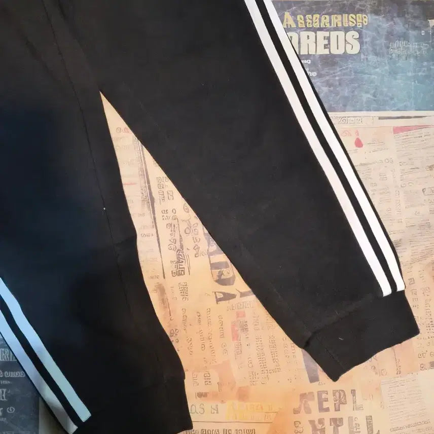[BUNJANG] Adidas Jogger Pants / 아디다스 조거팬츠