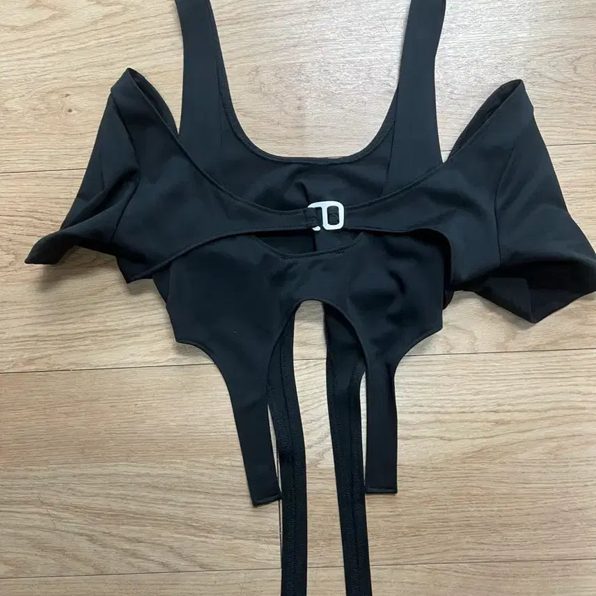 [BUNJANG] Heliot Emil Harness Top / heliot emil 하네스탑