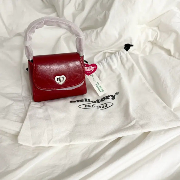 [BUNJANG] Melotory Heartlock Mini Bag Crossbody Tote 2way / 멜로토리 하트락 미니백 새상품 크로스백 토트백 2way