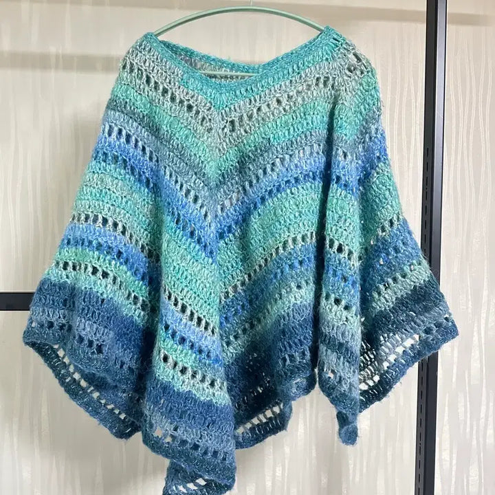 [BUNJANG] Hipi Mori Vintage Cape Shawl Knit / 히피 모리 숄 니트 빈티지 케이프 괜사