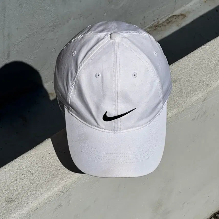 [BUNJANG] Nike Heritage86 White Ball Cap / [F] 나이키 헤리티지86 화이트 볼캡 모자