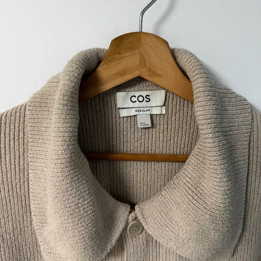 [BUNJANG] COS Boucle Cardigan Beige XL / COS 코스 부클레 가디건 베이지 XL 사이즈 팝니다. 이동휘 가디건