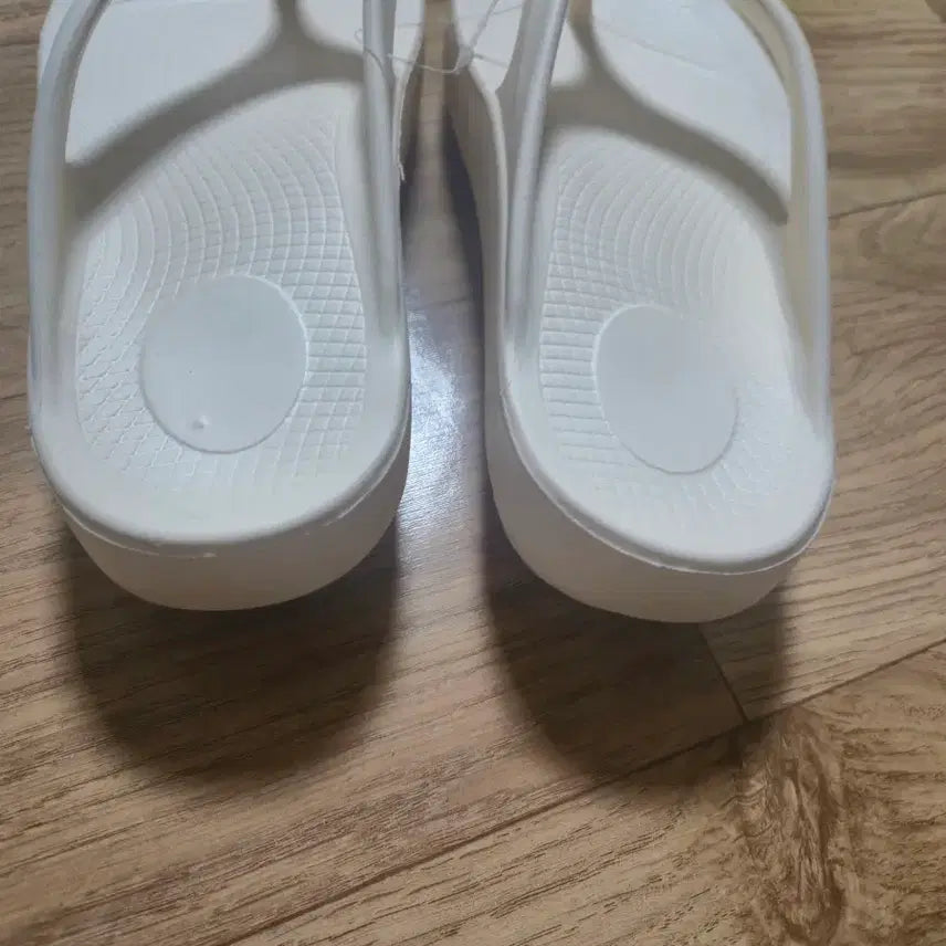 [BUNJANG] White Flip-Flop Slippers - 230 / 흰색 쪼리 슬리퍼 230