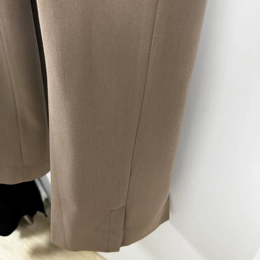 [BUNJANG] Spao Slit Semi Wide Slacks Beige Trousers / 스파오 슬릿 세미 와이드 슬랙스 베이지 36 사이즈 90 바지