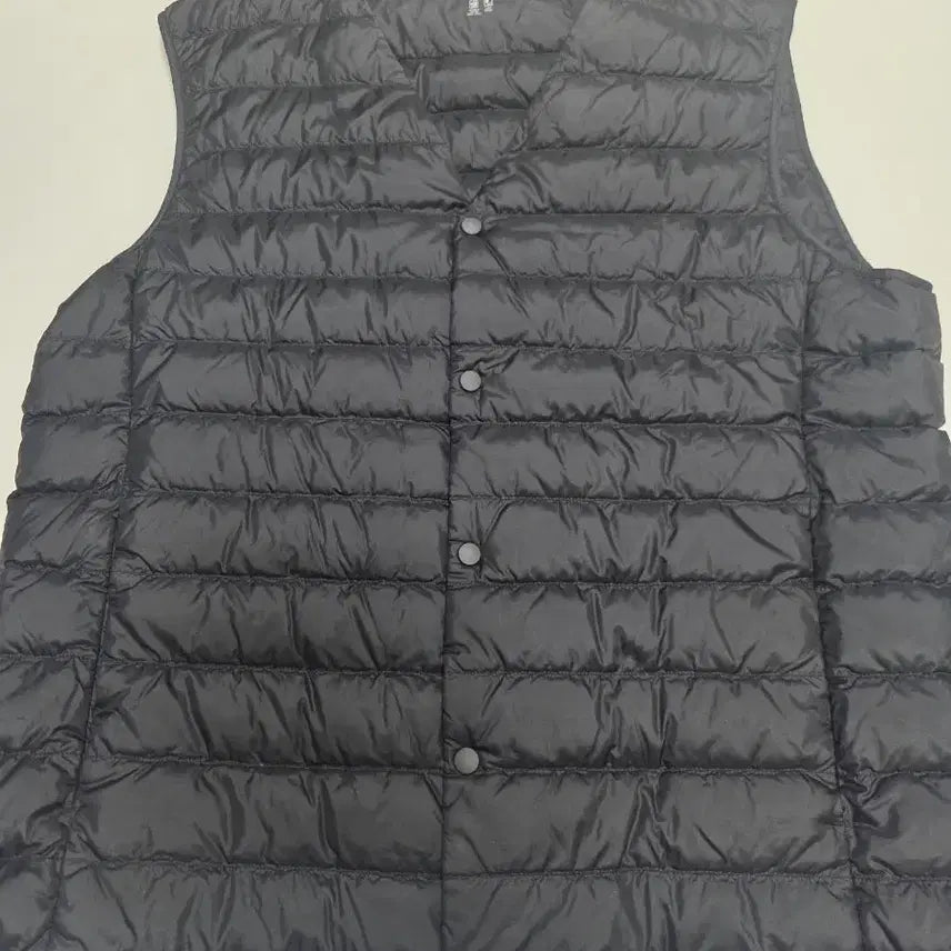 [BUNJANG] Uniqlo Lightweight Padded Jacket (Black) - Size L / 유니클로 경량페딩(블랙) L사이즈