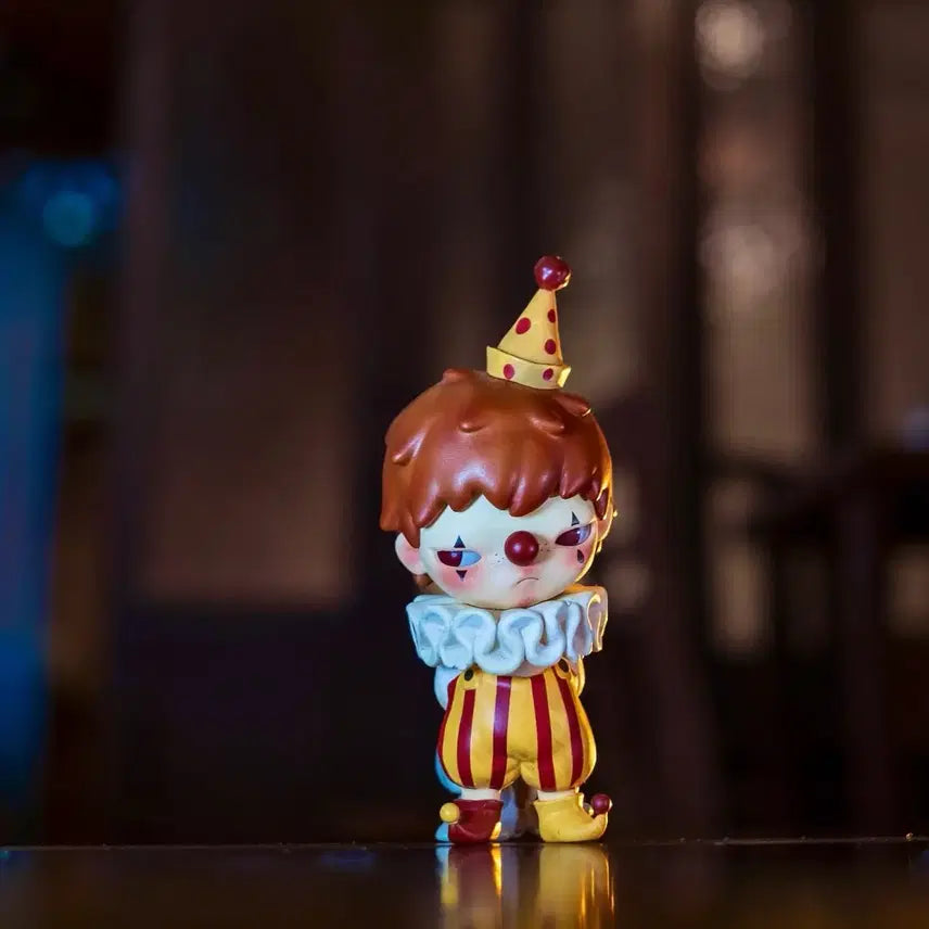 [BUNJANG] POP MART Hirono Beijing Amusement Park Limited Figure / 팝마트 Hirono 히로노 베이징 놀이공원 한정