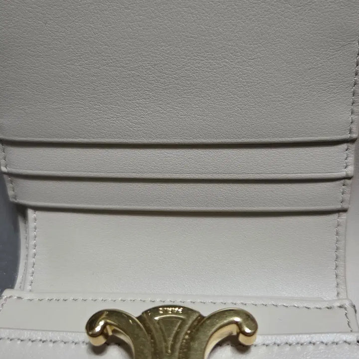 [BUNJANG] Celine Triomphe Small Flap Wallet / 셀린느 트리옹프 반지갑 젠테