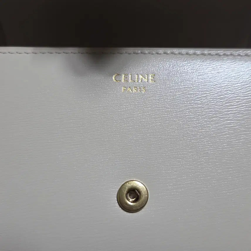 [BUNJANG] Celine Triomphe Small Flap Wallet / 셀린느 트리옹프 반지갑 젠테