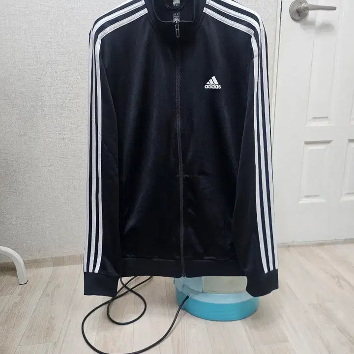 [BUNJANG] Adidas Essential 3S Warm-Up Track Top Jacket [Black/White] / (100)L 초대장급 아디다스 에센셜 3S 웜업 [검흰] 트랙탑져지