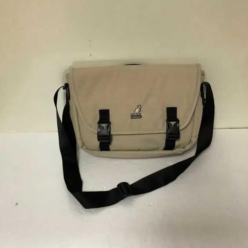 [BUNJANG] Kangol Crossbody Bag / 캉골 크로스백@9922