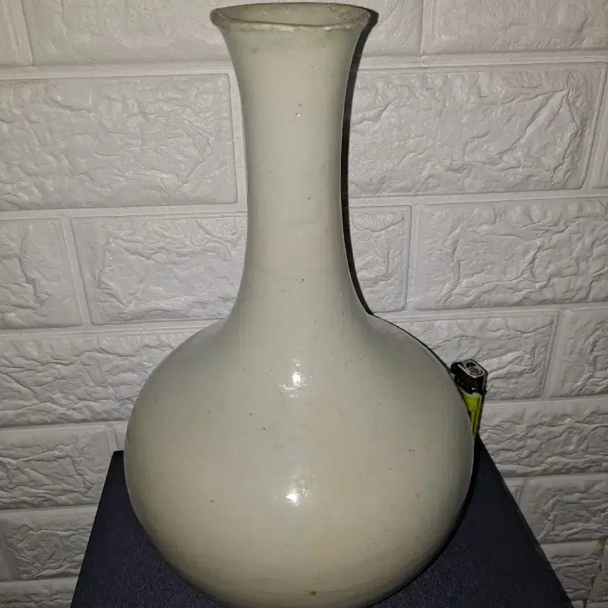 [BUNJANG] Antique White Porcelain Wine Bottle / 손상된 백자주병 자료용
