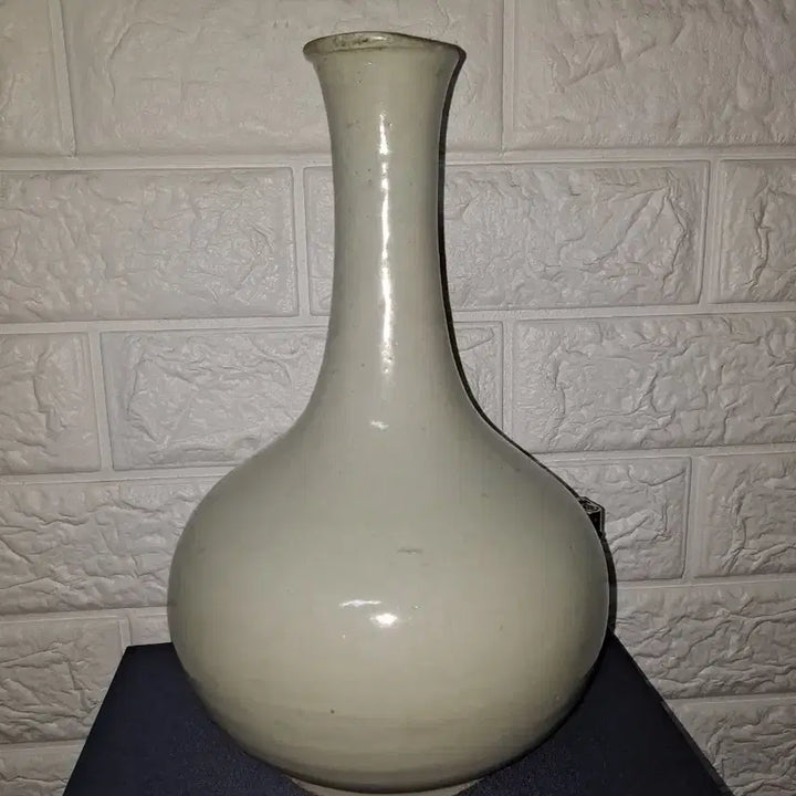[BUNJANG] Antique White Porcelain Wine Bottle / 손상된 백자주병 자료용