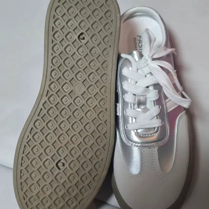 [BUNJANG] Sneakers Mule / 스니커즈 뮬 판매합니다!