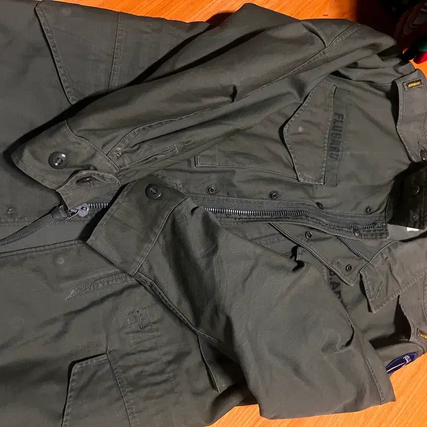[SOLD OUT] M51 크라운지퍼