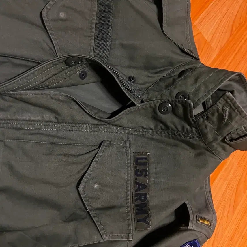 [SOLD OUT] M51 크라운지퍼