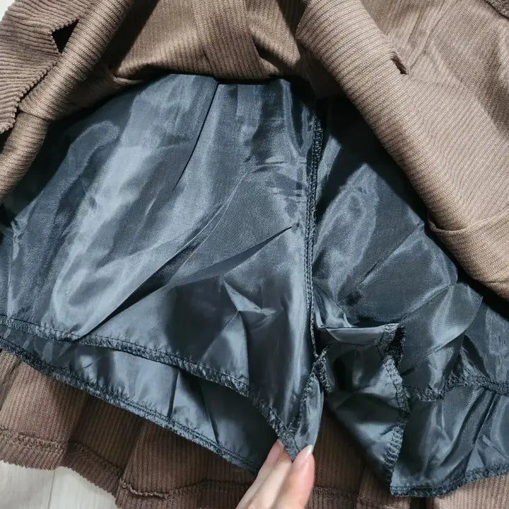 [BUNJANG] Corduroy Pleated Mini Skirt (Brown) / 코듀로이 플리츠 미니스커트m 브라운 새상품