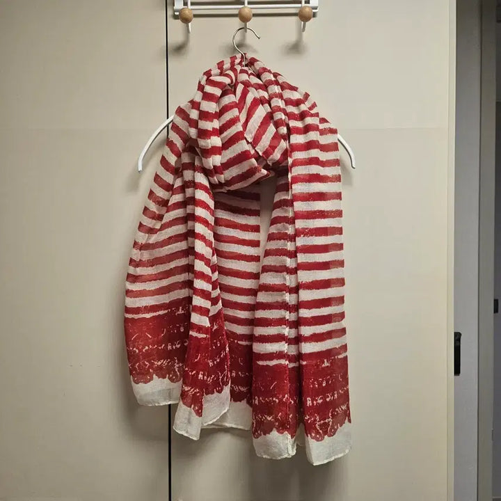 [BUNJANG] Red White Striped Pattern Scarf / 레드 화이트 스트라이프 패턴 스카프