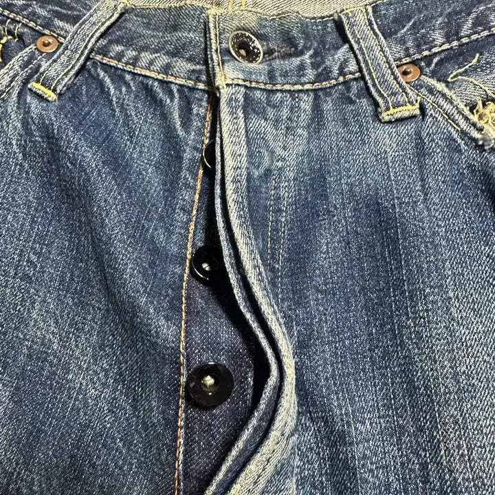 [BUNJANG] Joe McCoy Distressed 901 Selvedge Denim Jeans / 조 맥코이 디스트레스드 901  셀비지 데님