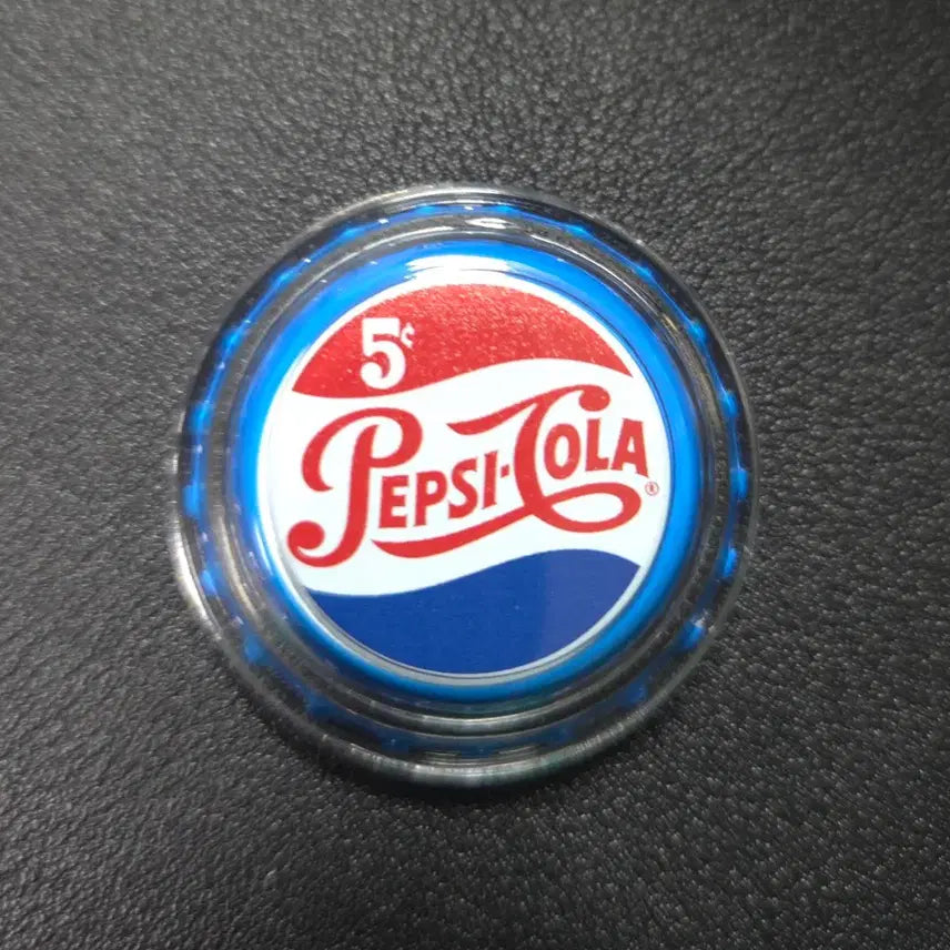 [BUNJANG] Pepsi Cola 2022 Bottle Cap Silver Coins (Current &amp; Retro Versions) / 2022년 펩시콜라 병뚜껑은화 현행버젼/레트로버젼 2점 희귀은화수집용