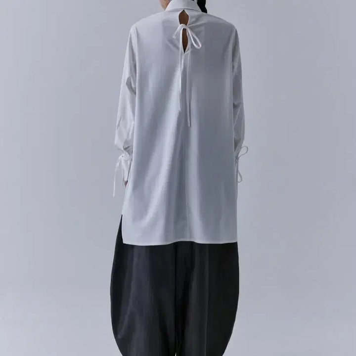 [SOLD OUT] 옷장 정리 트리밍버드 스텝 헴라인 롱 스트랩 셔츠 블랙