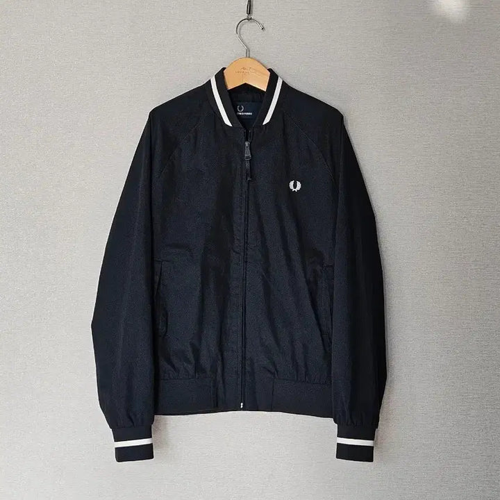 [BUNJANG] Fred Perry Bomber Jacket / 프레드페리 블랙 봄버 자켓 블루종 95